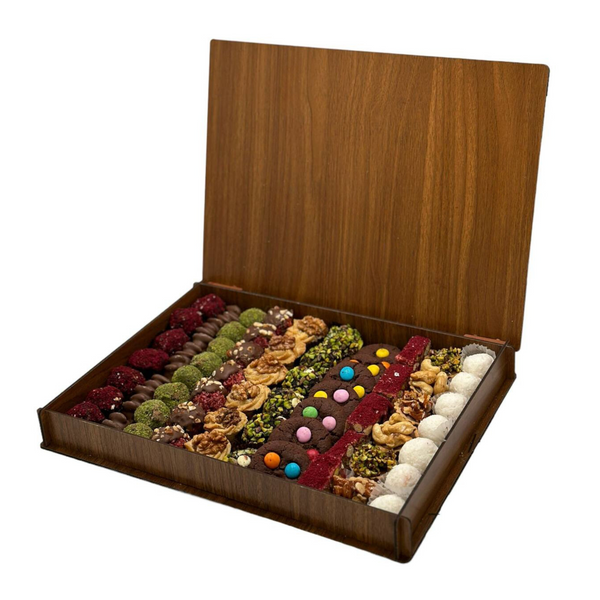 1750g of Colorful Petit Four by Halawany