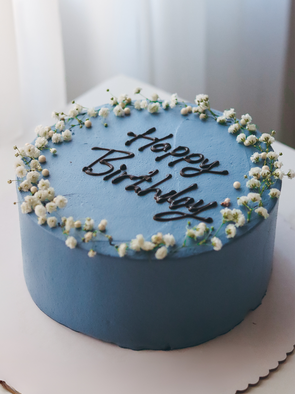 Blue White Floral Cake