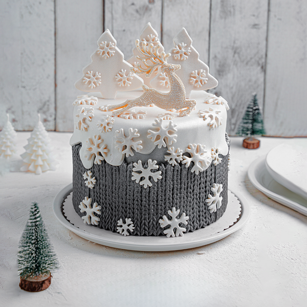 The Snow Flakes Cake