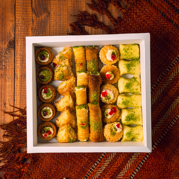 The Qaymariat and Cheese Sweets Box