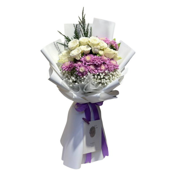 The Blush & Snow Bouquet