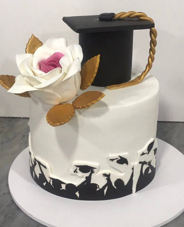 Breathtaking Graduation-themed Style Cake by Halawany