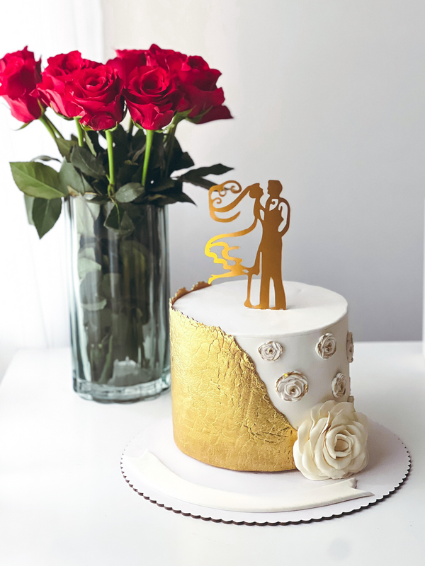 Golden Romance Cake